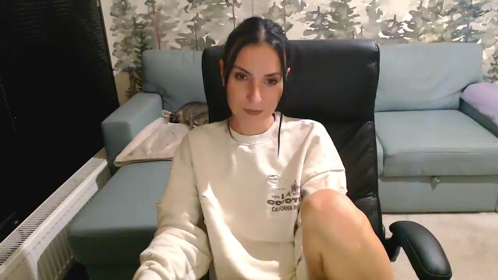 Gallery image thumbnail from NerdyDexter's myfreecams stream on, 11/10/2025, 17:59 image 14 of 20
