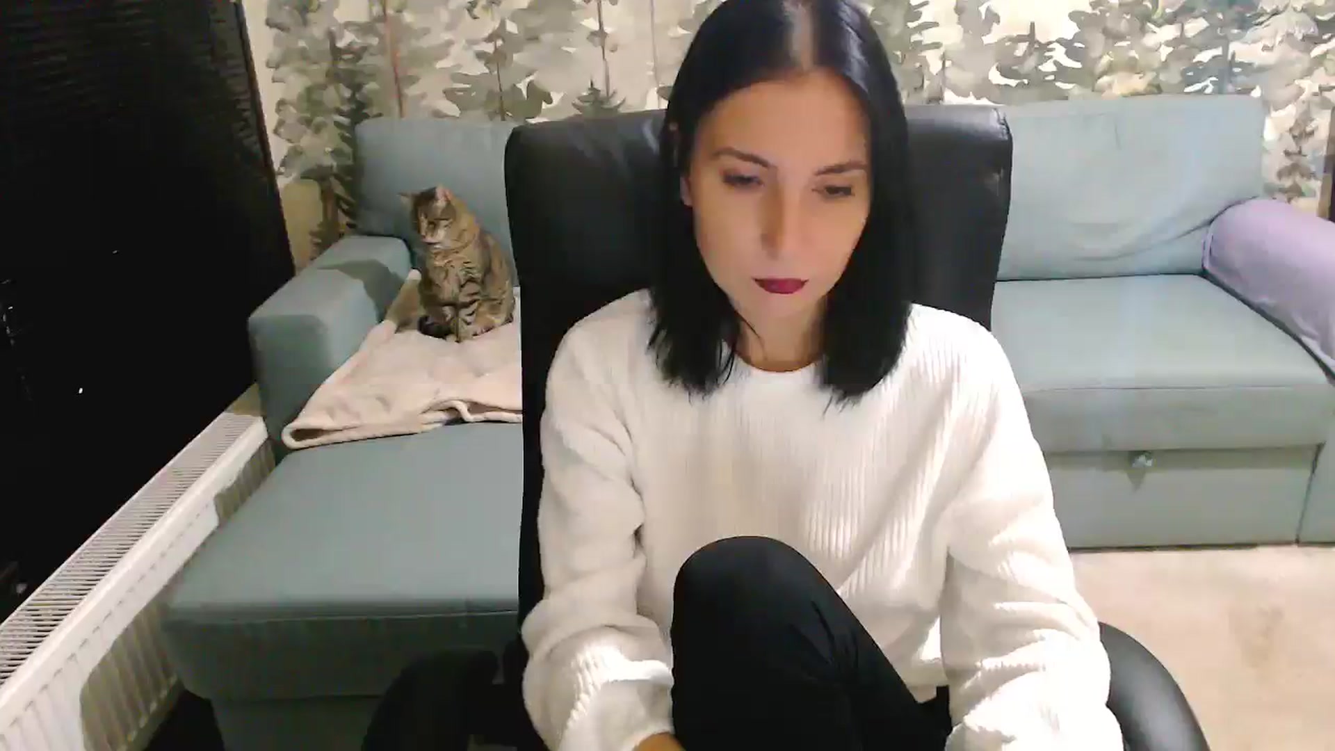 Gallery image thumbnail from NerdyDexter's myfreecams stream on, 12/02/2025, 18:13 image 19 of 20