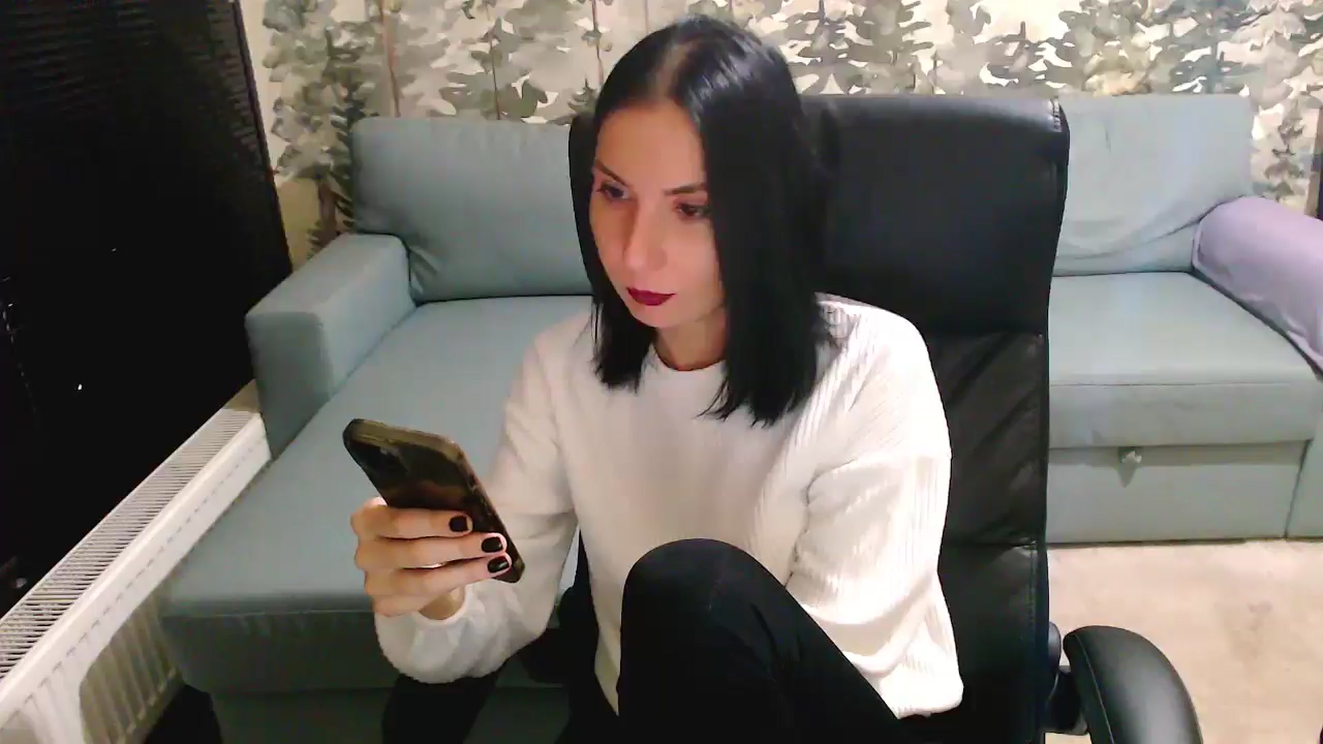 Gallery image thumbnail from NerdyDexter's myfreecams stream on, 12/02/2025, 18:13 image 6 of 20