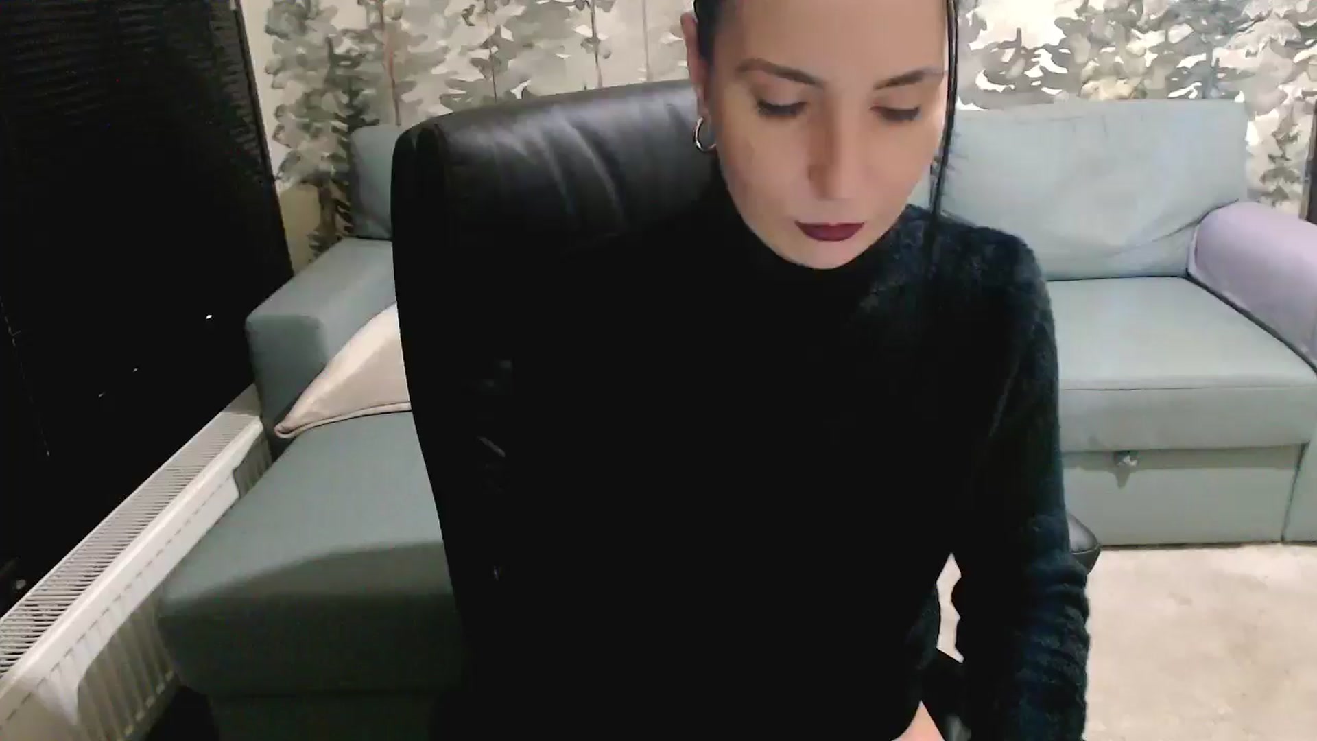 Gallery image thumbnail from NerdyDexter's myfreecams stream on, 12/08/2025, 18:39 image 12 of 20