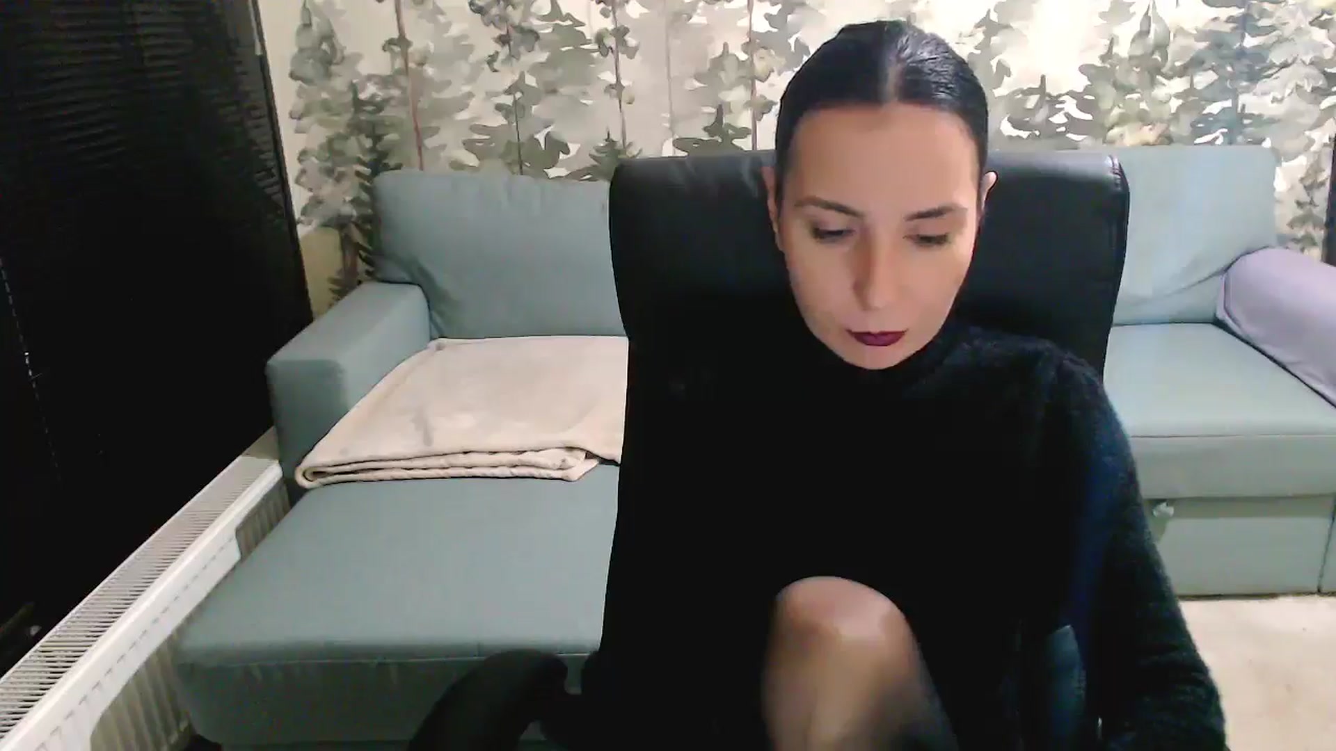 Gallery image thumbnail from NerdyDexter's myfreecams stream on, 12/22/2025, 17:13 image 17 of 20