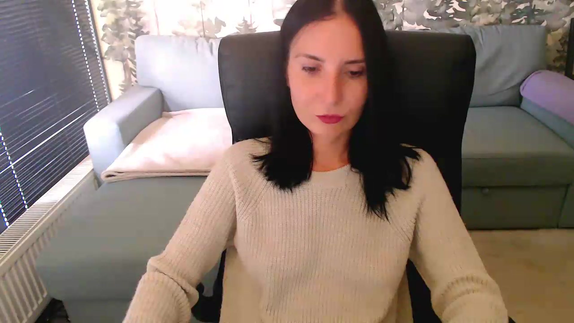 Gallery image thumbnail from NerdyDexter's myfreecams stream on, 05/19/2026, 16:31 image 14 of 20