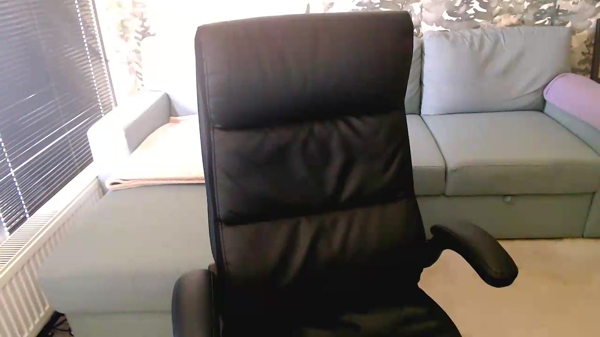 Gallery image thumbnail from NerdyDexter's myfreecams stream on, 05/19/2026, 16:31 image 16 of 20