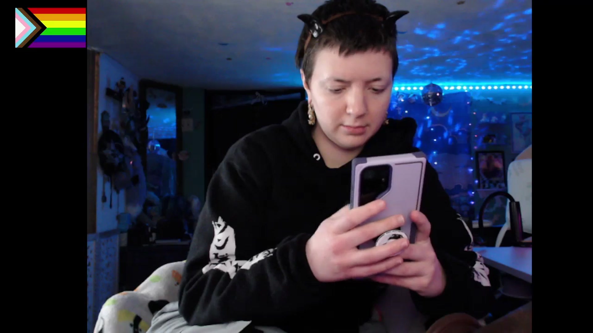 Gallery image thumbnail from NerdySuccubi's myfreecams stream on, 12/24/2025, 11:05 image 14 of 20