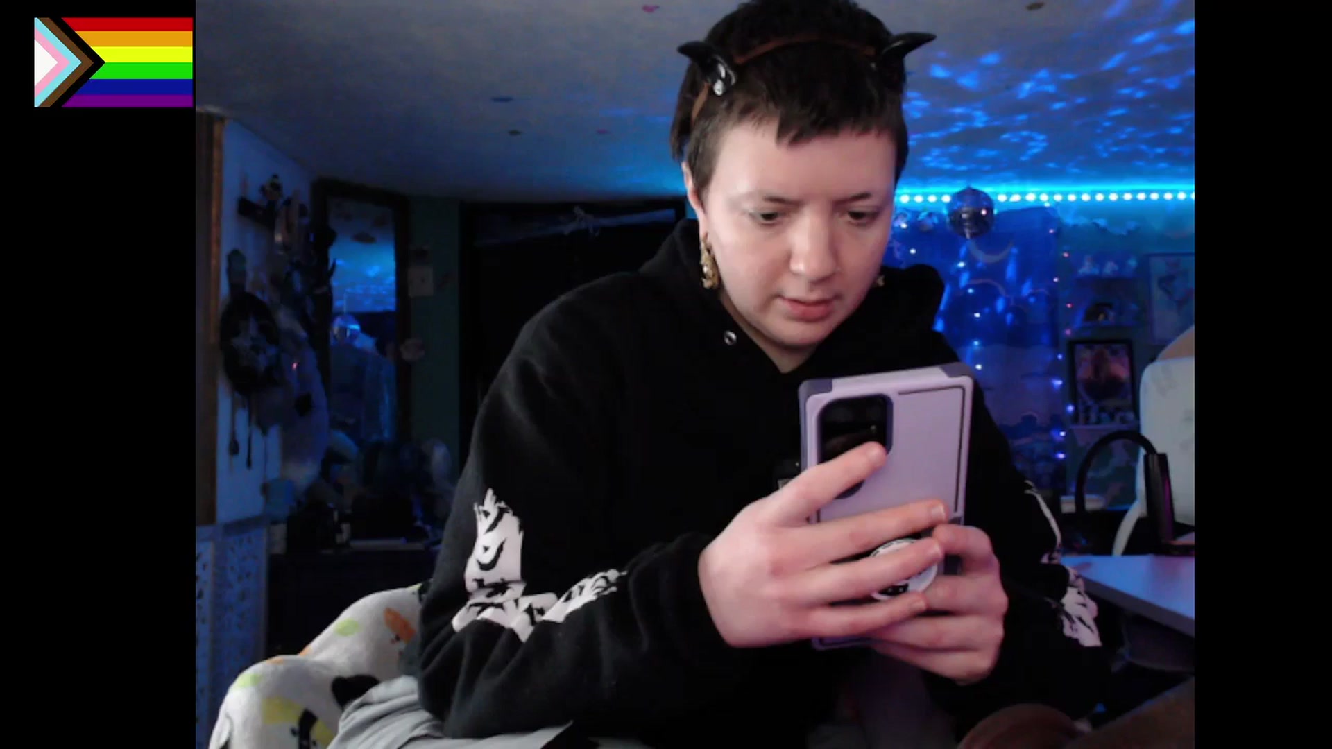 Gallery image thumbnail from NerdySuccubi's myfreecams stream on, 12/24/2025, 11:05 image 13 of 20