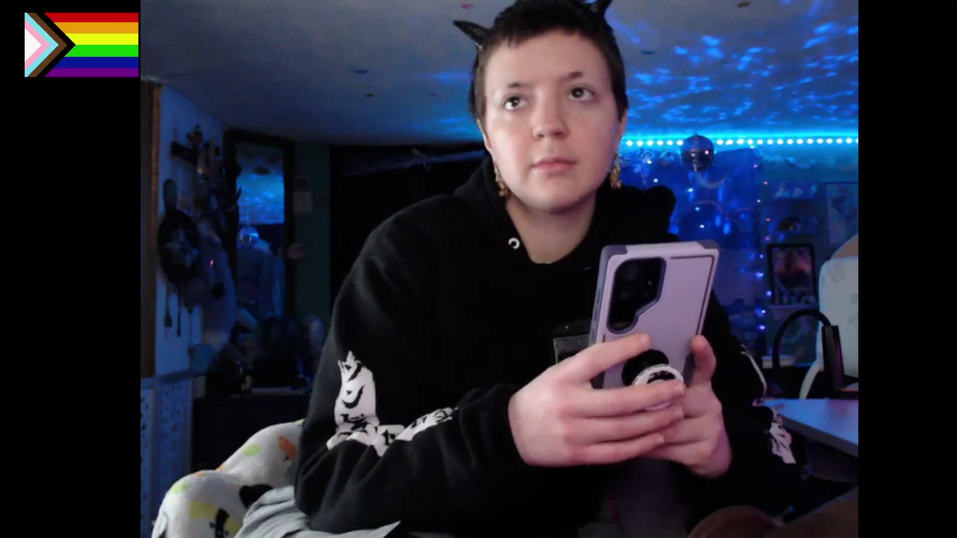 Gallery image thumbnail from NerdySuccubi's myfreecams stream on, 12/24/2025, 11:05 image 15 of 20