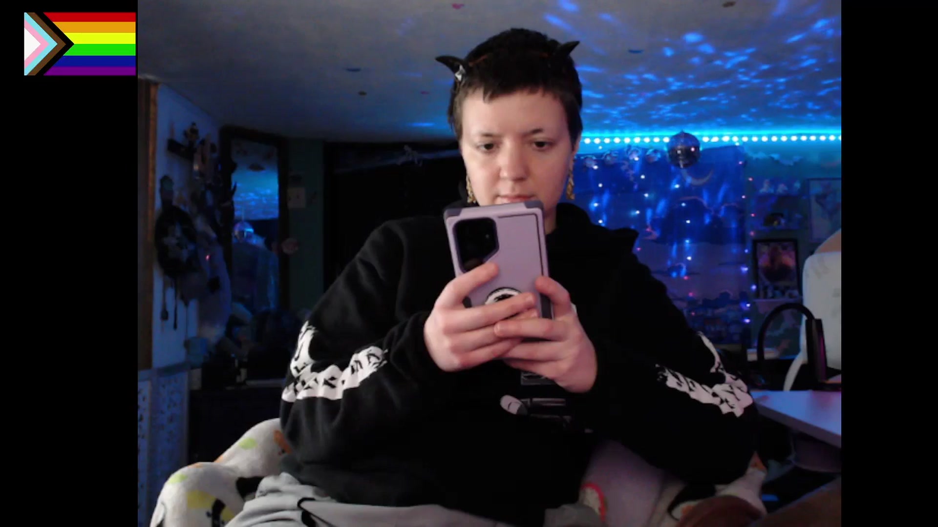 Gallery image thumbnail from NerdySuccubi's myfreecams stream on, 12/24/2025, 11:05 image 10 of 20