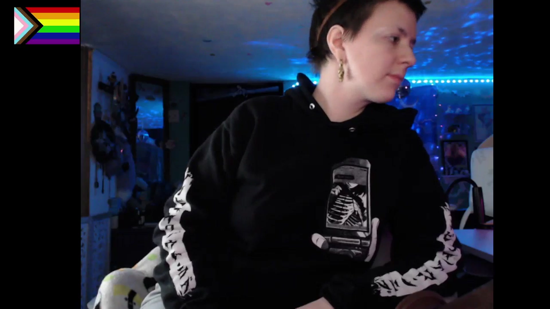 Gallery image thumbnail from NerdySuccubi's myfreecams stream on, 12/24/2025, 11:05 image 5 of 20