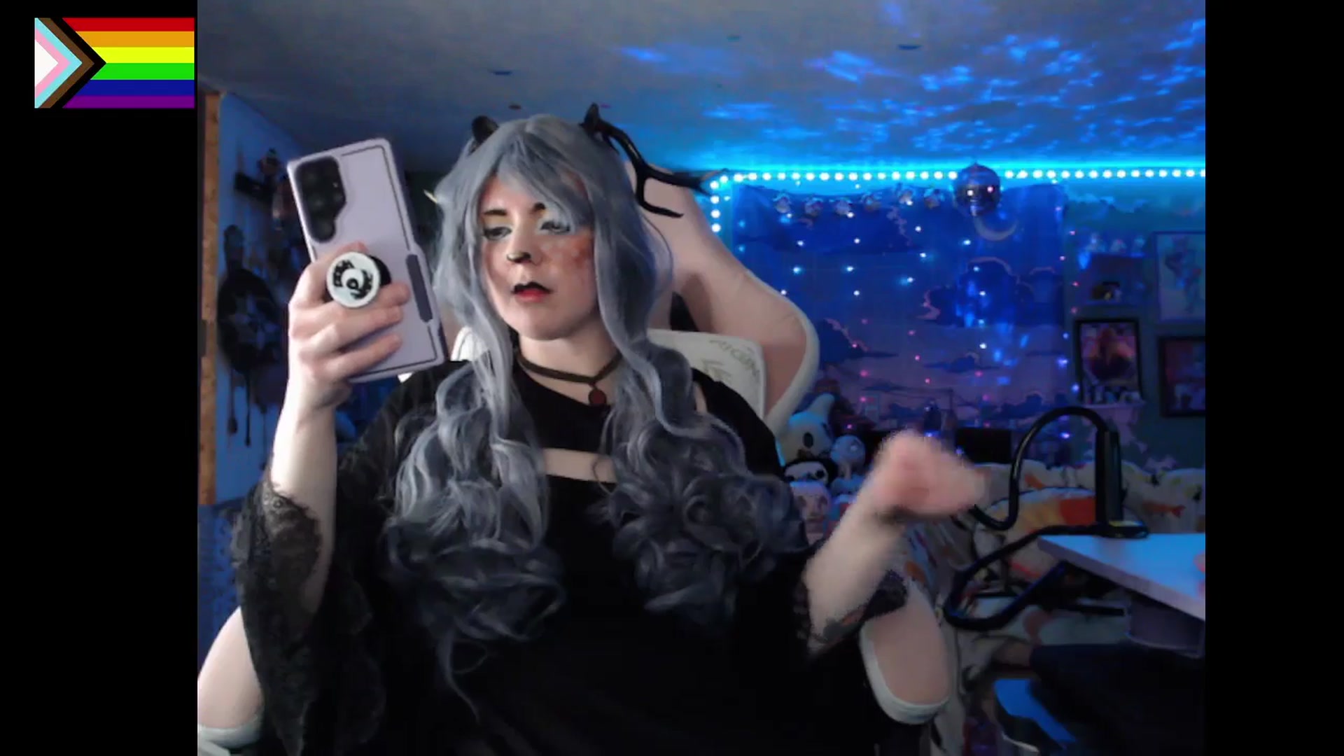 Gallery image thumbnail from NerdySuccubi's myfreecams stream on, 12/25/2025, 09:37 image 2 of 20