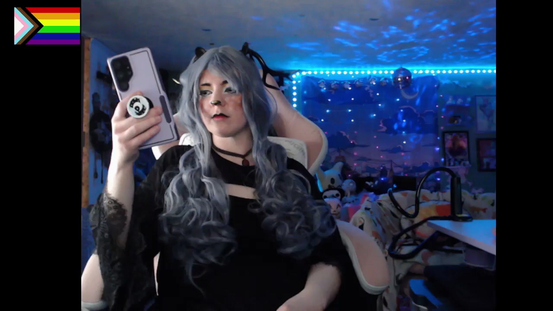 Gallery image thumbnail from NerdySuccubi's myfreecams stream on, 12/25/2025, 09:37 image 1 of 20