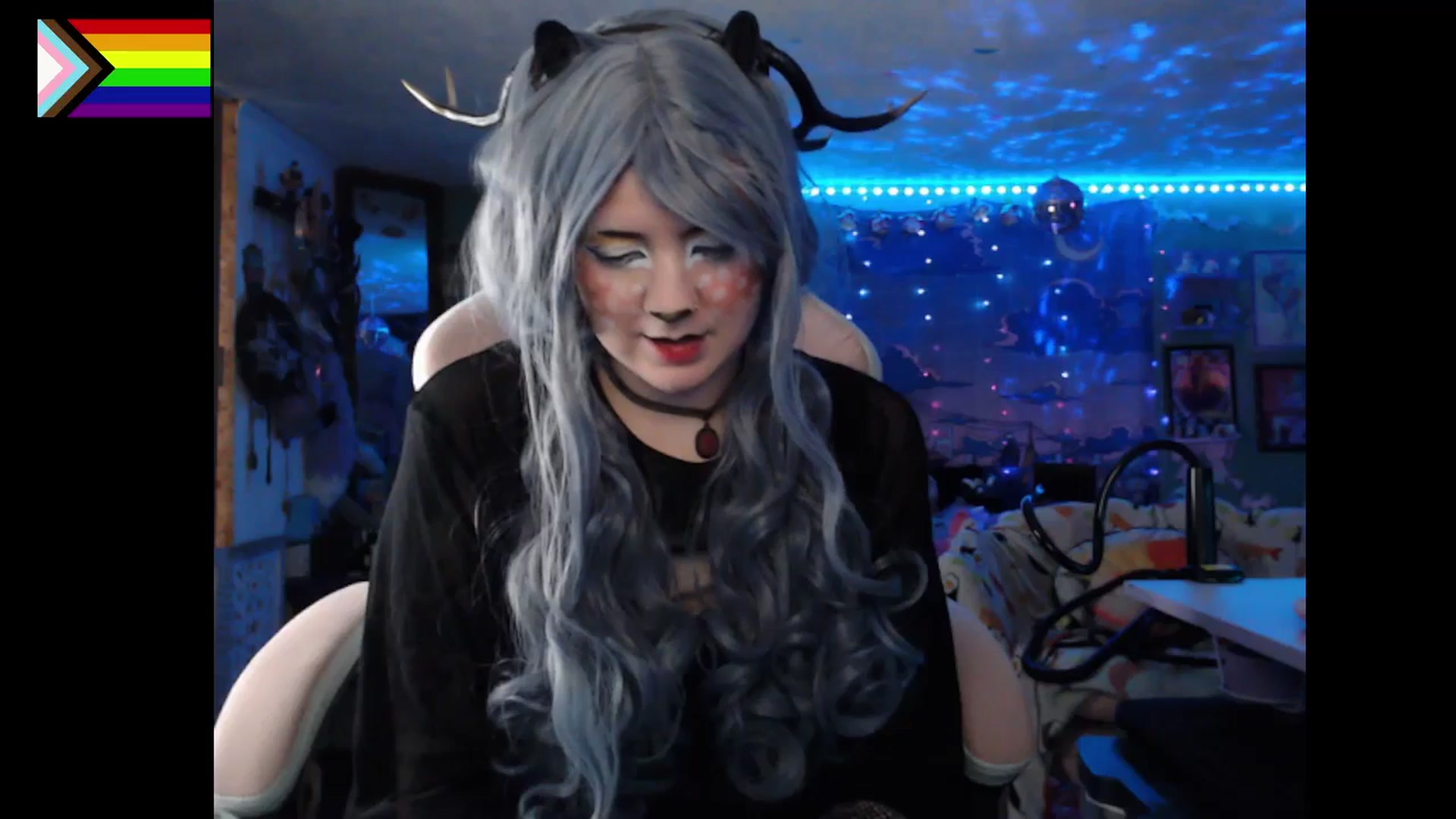 Gallery image thumbnail from NerdySuccubi's myfreecams stream on, 12/25/2025, 09:37 image 8 of 20