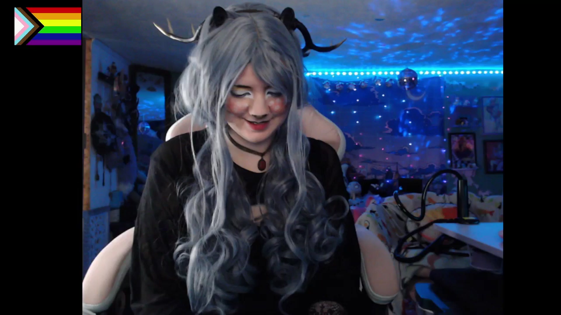 Gallery image thumbnail from NerdySuccubi's myfreecams stream on, 12/25/2025, 09:37 image 16 of 20