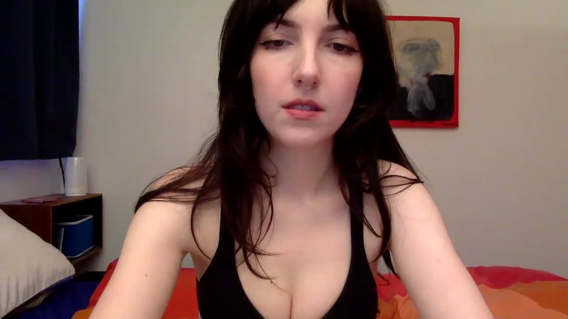 Gallery image thumbnail from NervousEzra's myfreecams stream on, 12/19/2022, 21:00 image 3 of 20