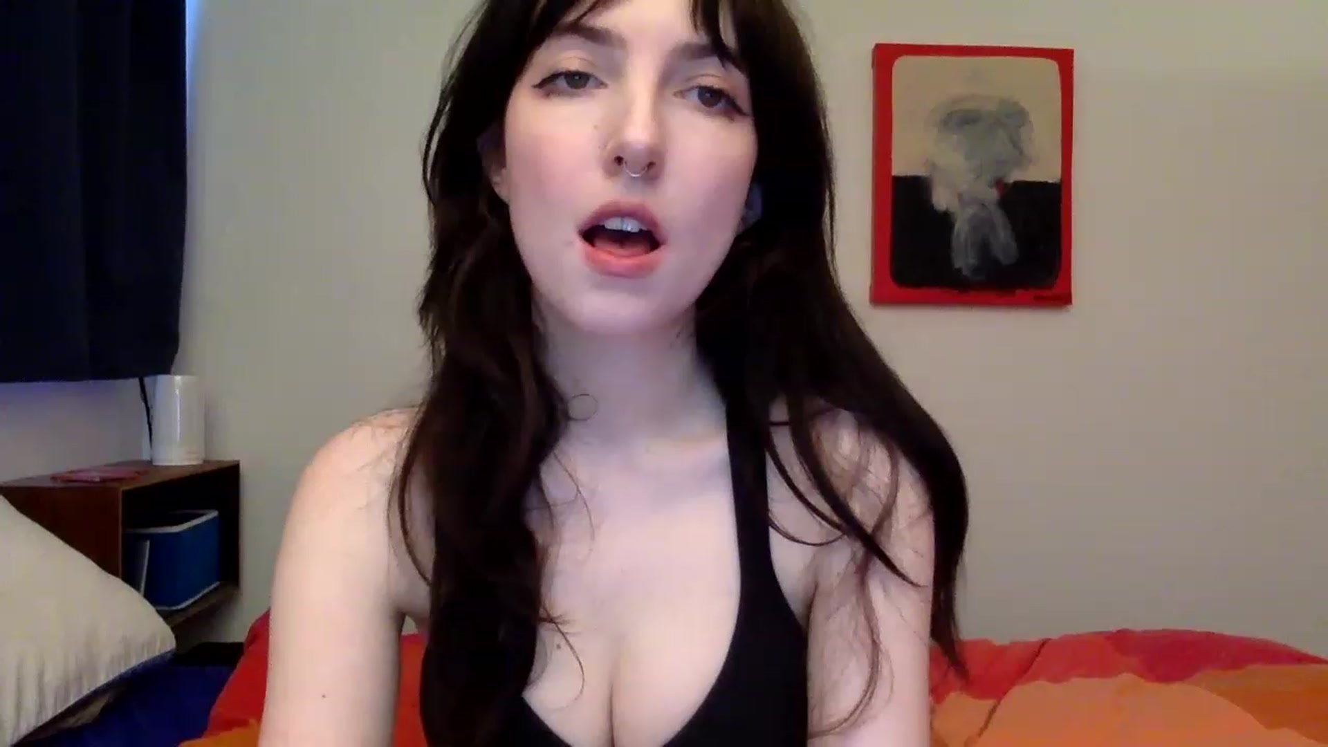 Gallery image thumbnail from NervousEzra's myfreecams stream on, 12/19/2022, 21:00 image 9 of 20