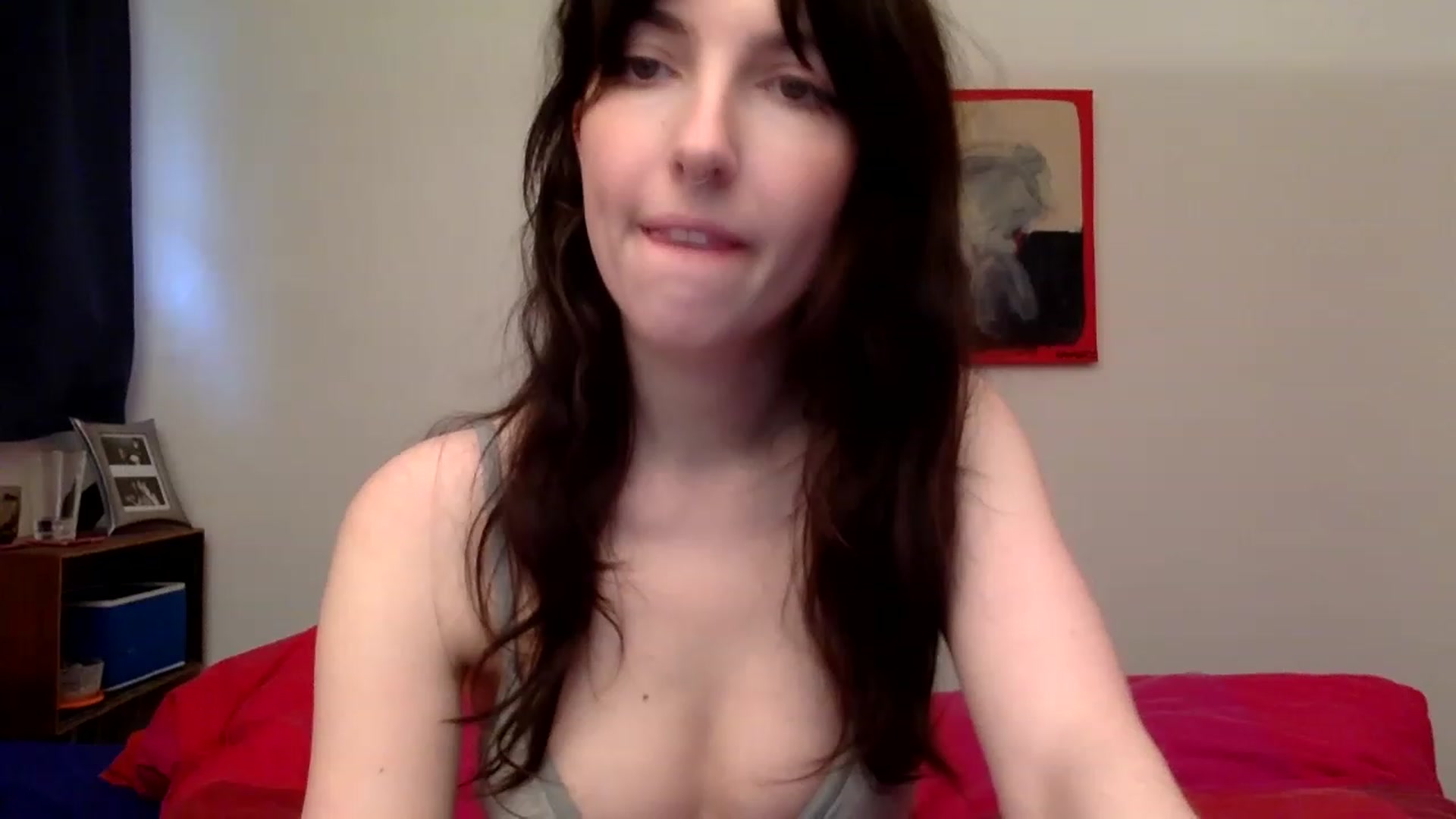 Gallery image thumbnail from NervousEzra's myfreecams stream on, 12/30/2022, 19:53 image 19 of 20