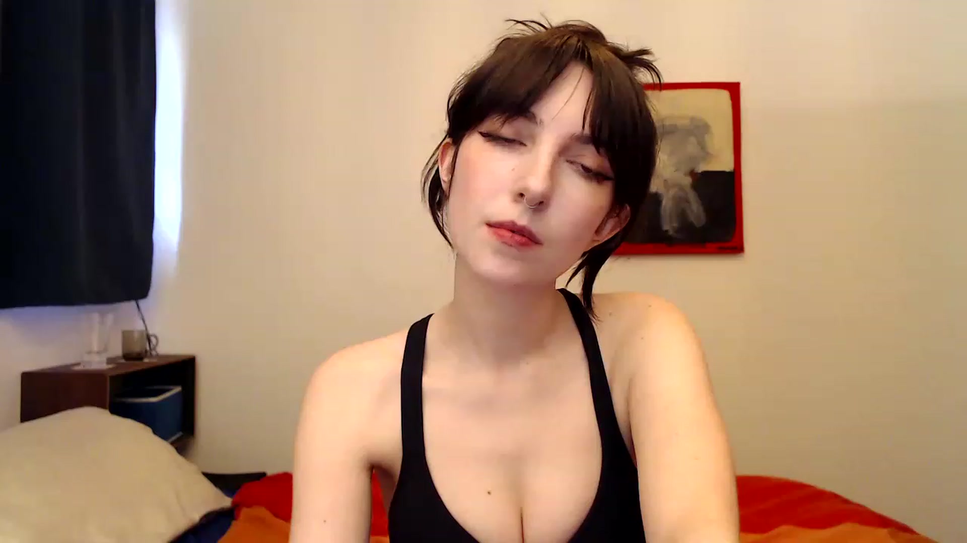 Gallery image thumbnail from NervousEzra's myfreecams stream on, 01/10/2023, 20:17 image 6 of 20