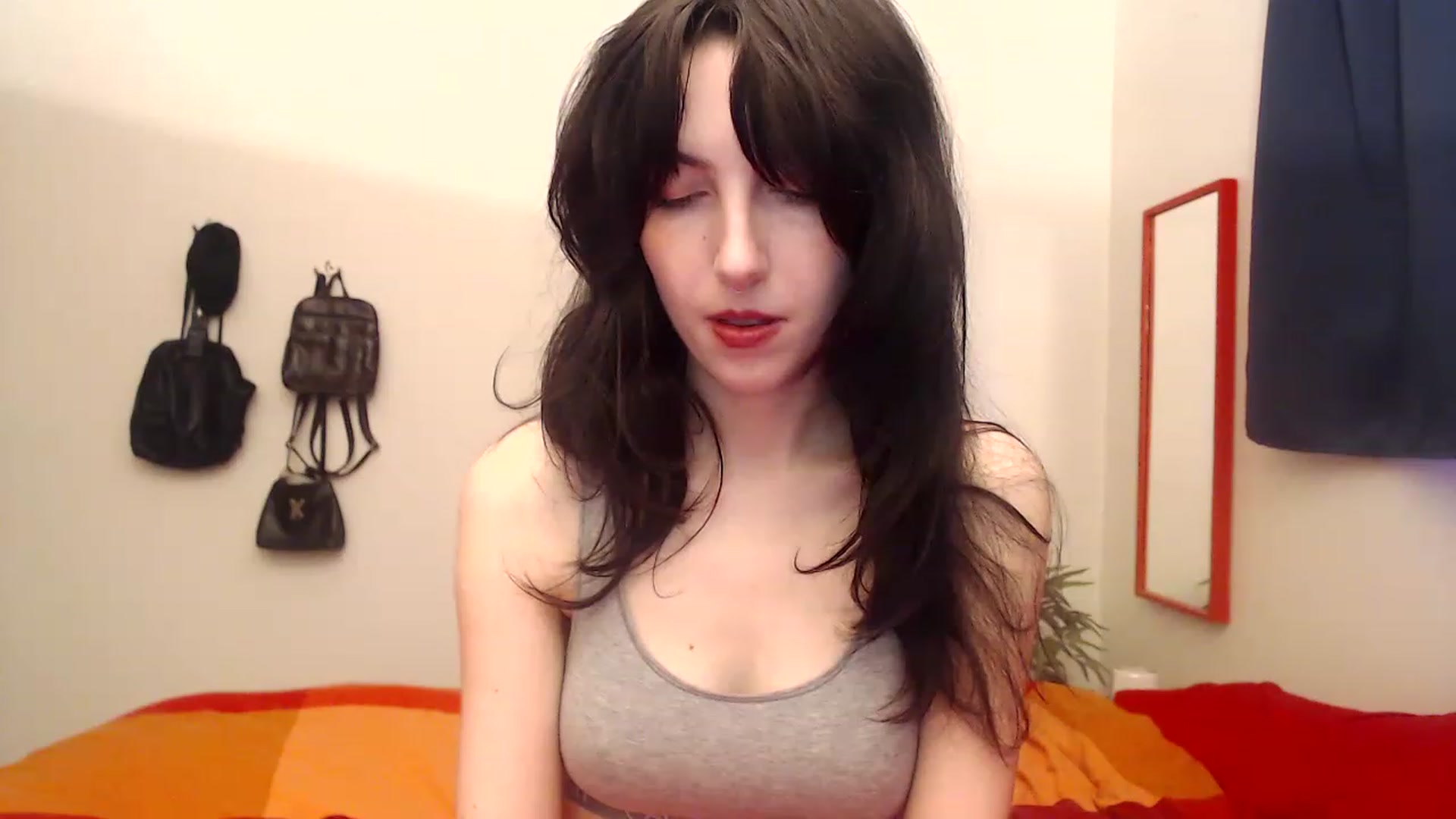 Gallery image thumbnail from NervousEzra's myfreecams stream on, 03/28/2023, 19:24 image 5 of 20