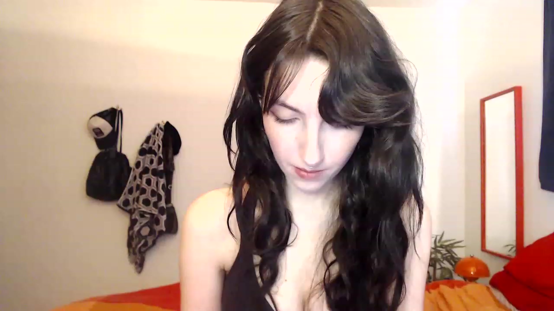 Gallery image thumbnail from NervousEzra's myfreecams stream on, 04/20/2023, 19:42 image 6 of 20