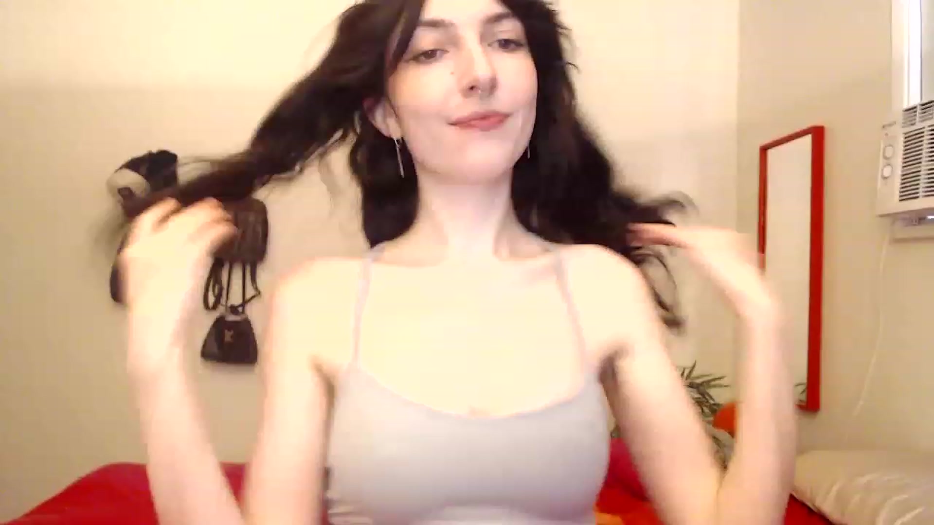 Gallery image thumbnail from NervousEzra's myfreecams stream on, 05/03/2023, 19:13 image 1 of 20