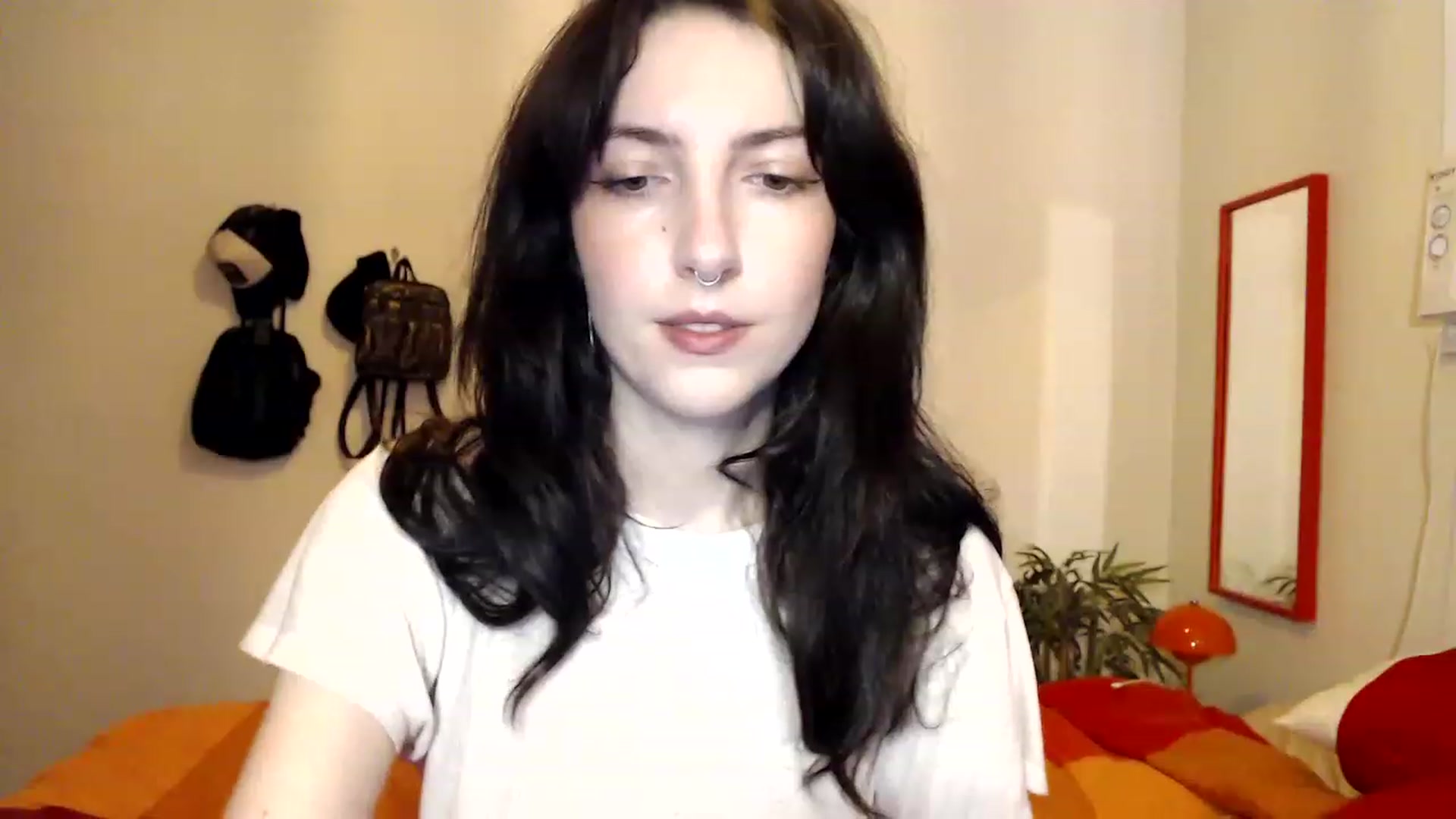 Gallery image thumbnail from NervousEzra's myfreecams stream on, 05/08/2023, 19:25 image 4 of 20