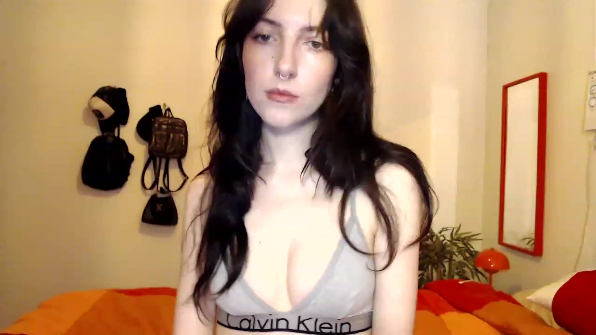 Gallery image thumbnail from NervousEzra's myfreecams stream on, 05/08/2023, 19:25 image 12 of 20