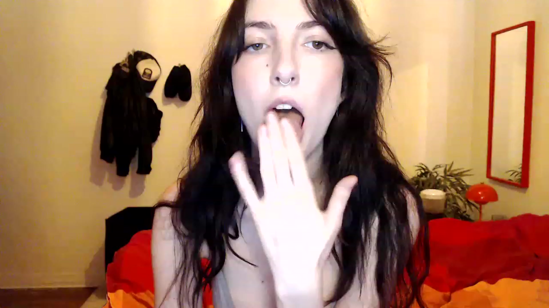 Gallery image thumbnail from NervousEzra's myfreecams stream on, 05/19/2023, 20:44 image 2 of 20