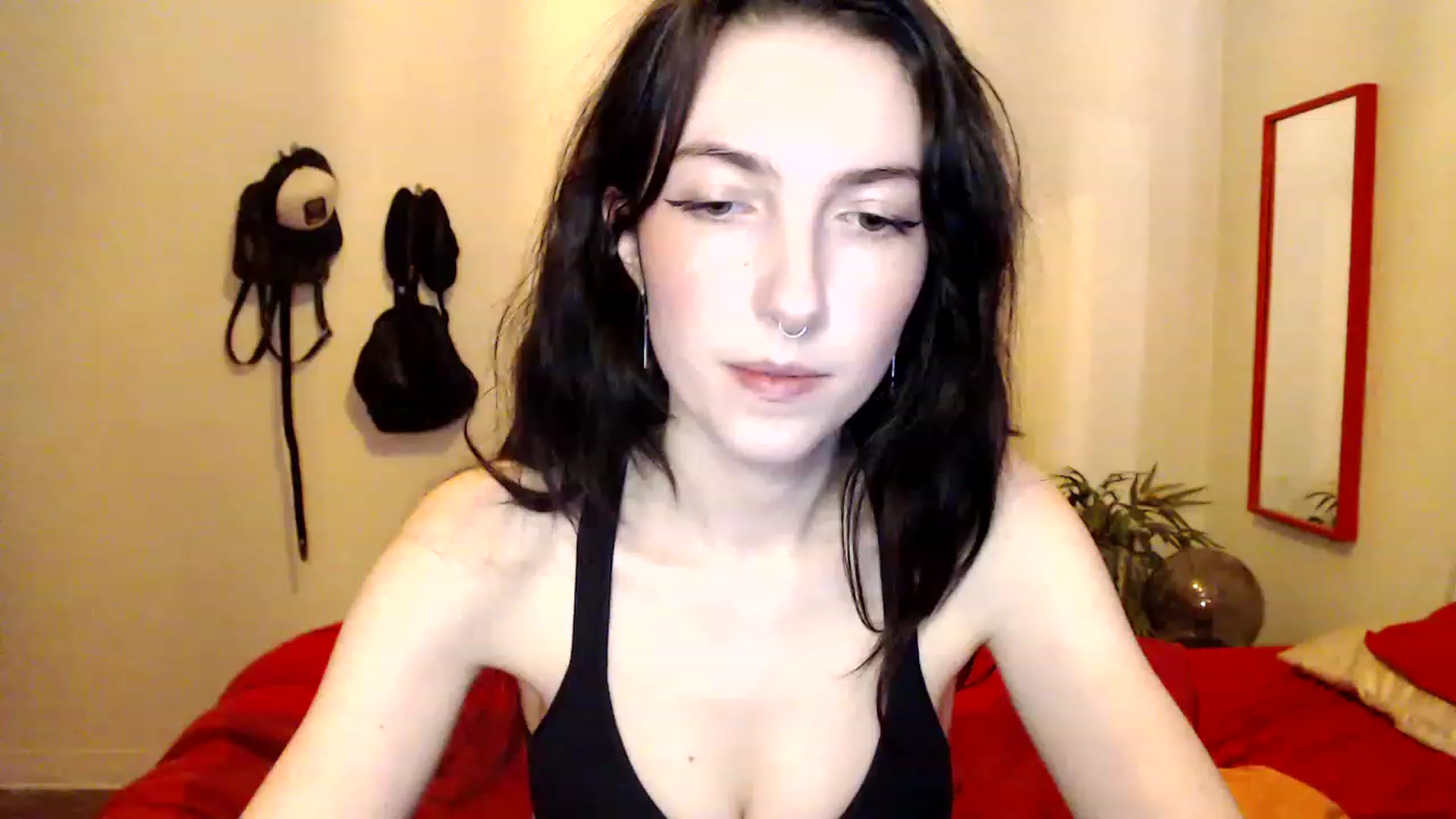 Gallery image thumbnail from NervousEzra's myfreecams stream on, 05/31/2023, 21:31 image 6 of 20