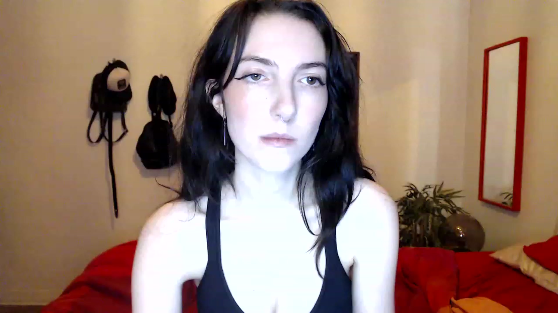 Gallery image thumbnail from NervousEzra's myfreecams stream on, 05/31/2023, 21:31 image 4 of 20