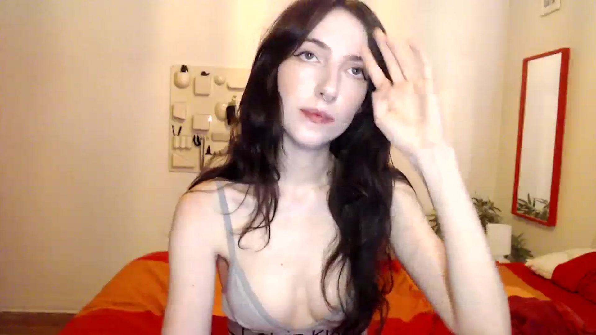 Gallery image thumbnail from NervousEzra's myfreecams stream on, 08/03/2023, 19:56 image 17 of 20