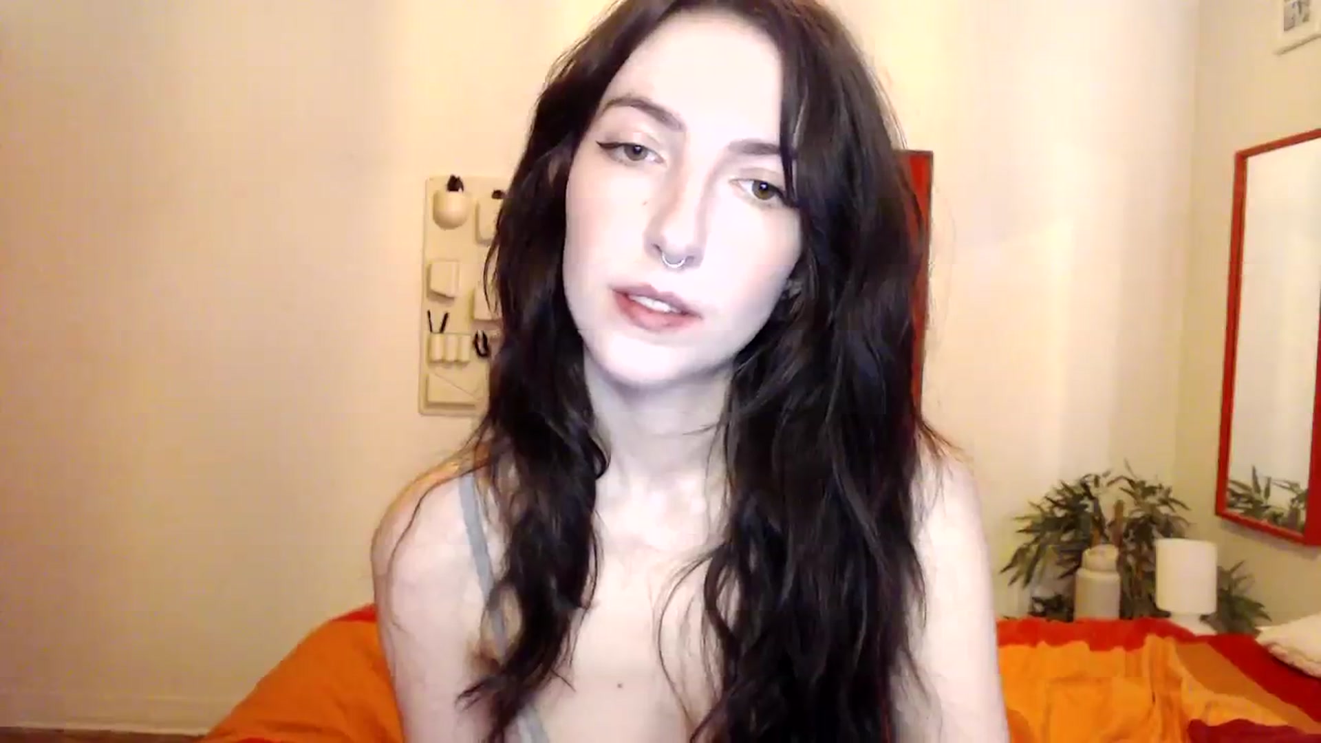 Gallery image thumbnail from NervousEzra's myfreecams stream on, 08/03/2023, 19:56 image 4 of 20
