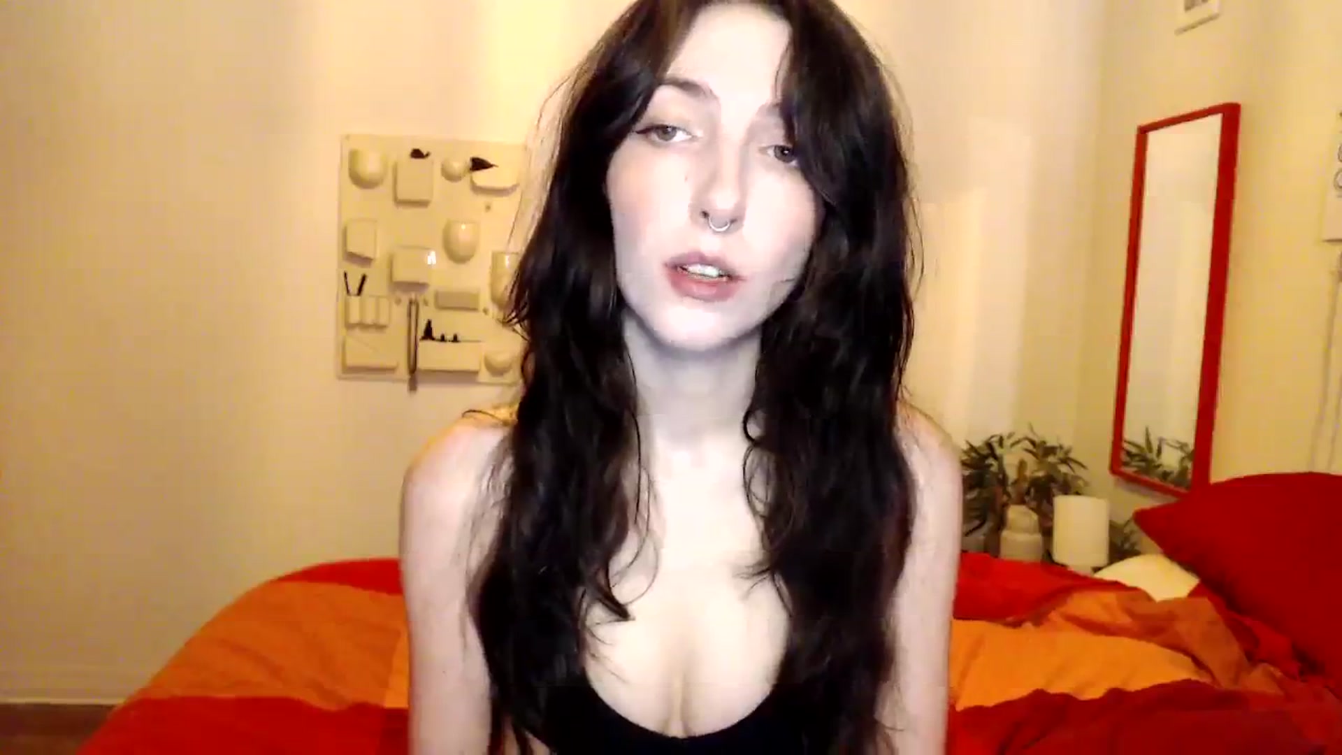 Gallery image thumbnail from NervousEzra's myfreecams stream on, 08/04/2023, 19:59 image 16 of 20