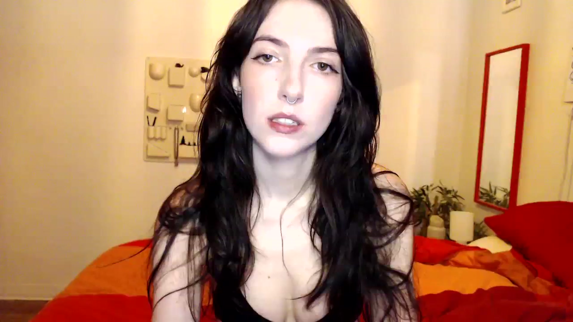 Gallery image thumbnail from NervousEzra's myfreecams stream on, 08/04/2023, 19:59 image 5 of 20