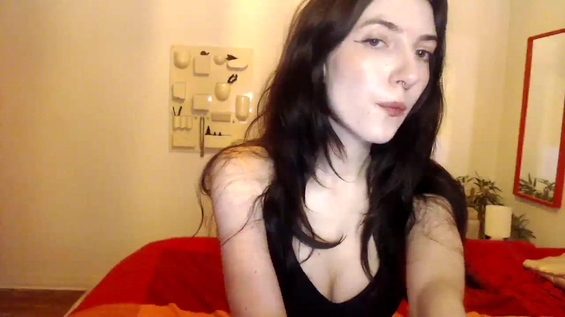 Gallery image thumbnail from NervousEzra's myfreecams stream on, 08/10/2023, 20:24 image 12 of 20