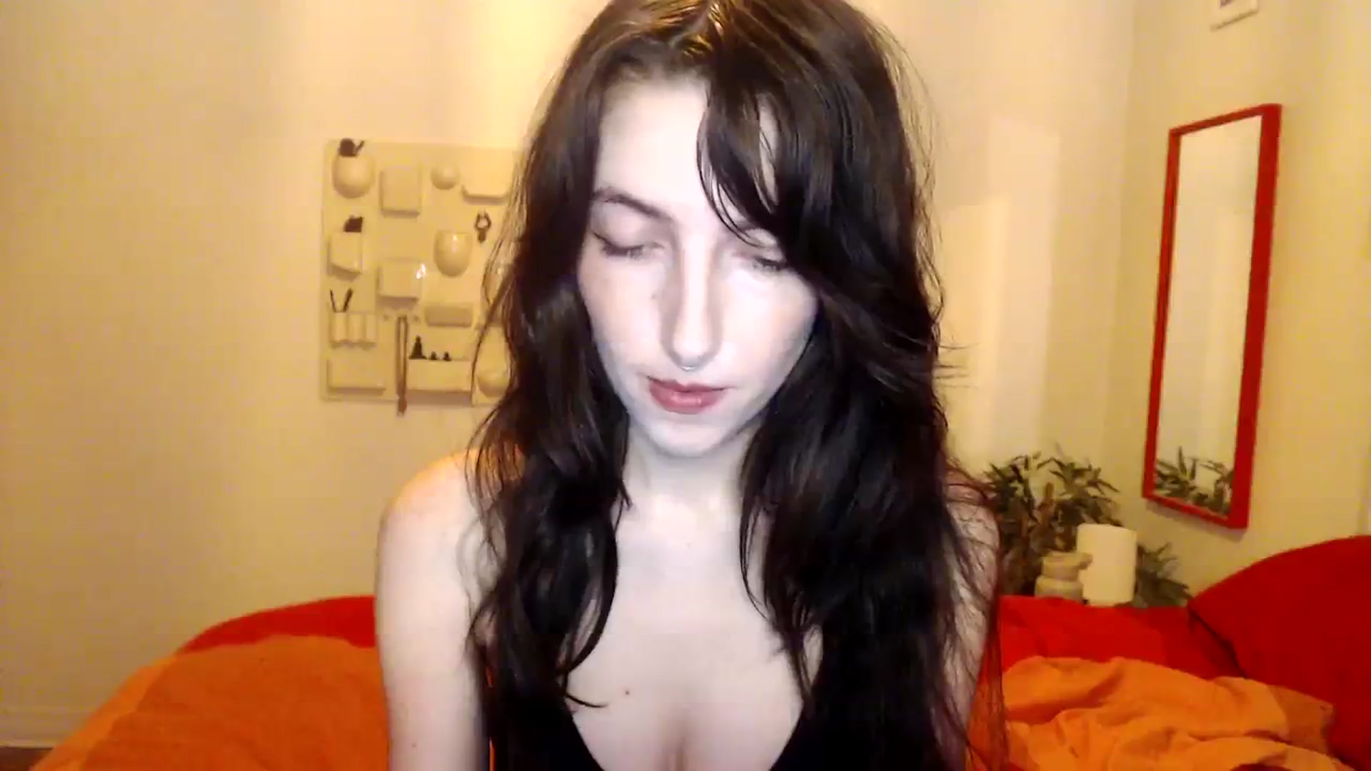 Gallery image thumbnail from NervousEzra's myfreecams stream on, 08/15/2023, 20:10 image 17 of 20