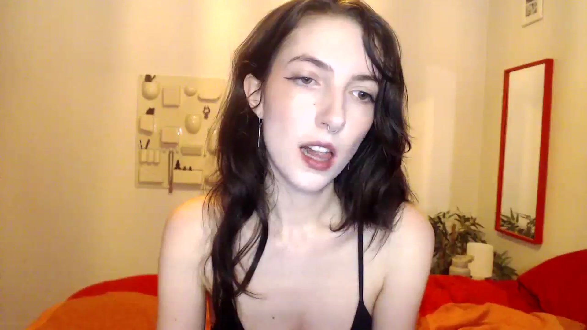 Gallery image thumbnail from NervousEzra's myfreecams stream on, 08/15/2023, 20:10 image 12 of 20