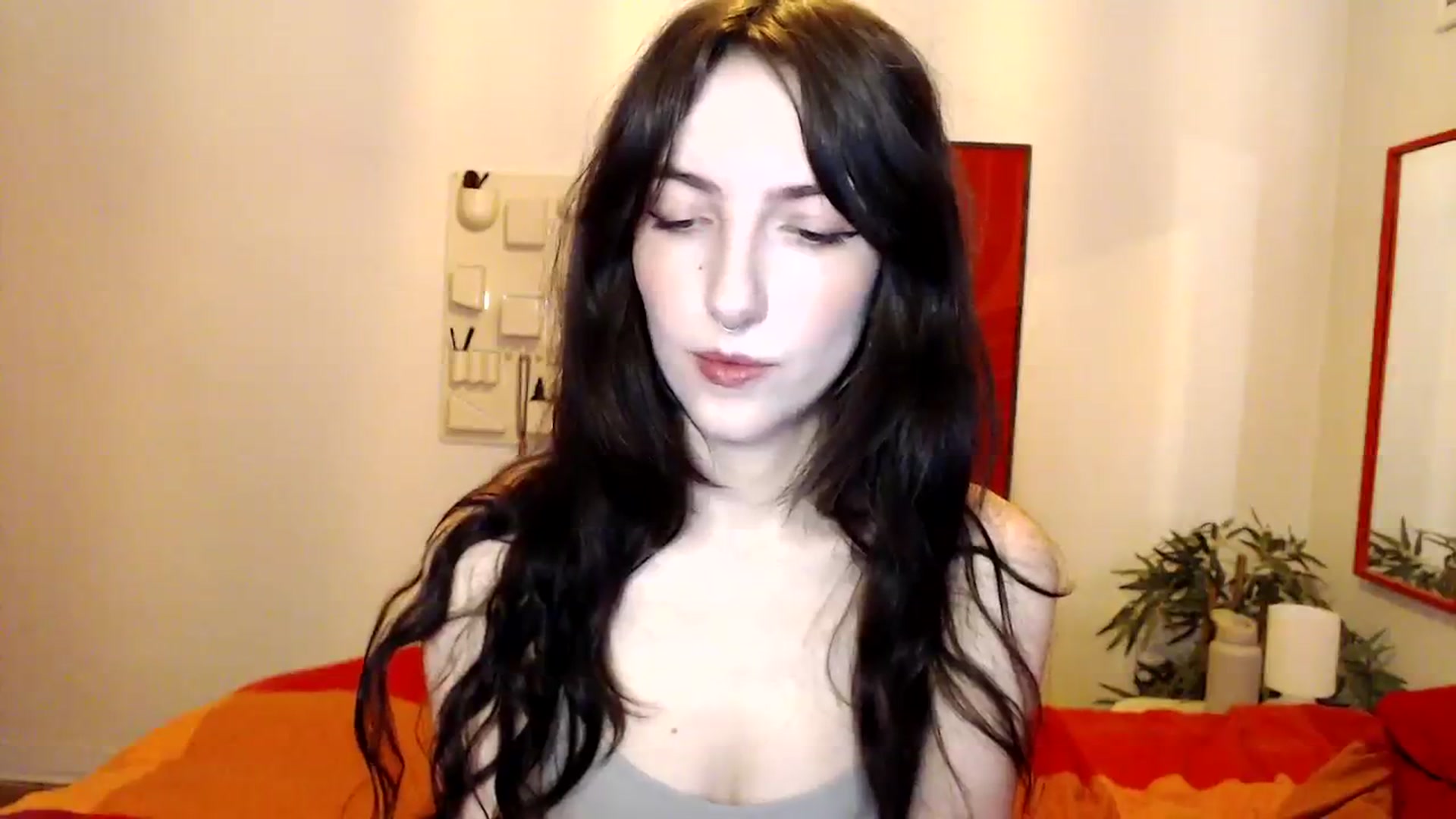 Gallery image thumbnail from NervousEzra's myfreecams stream on, 08/16/2023, 19:52 image 13 of 20