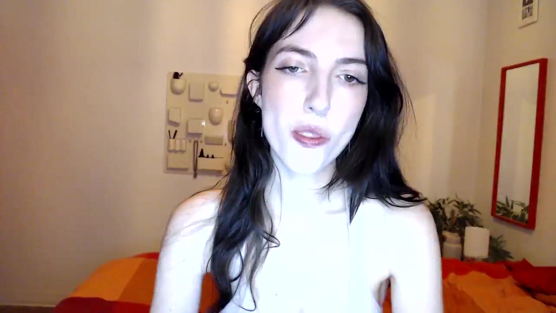 Gallery image thumbnail from NervousEzra's myfreecams stream on, 08/17/2023, 20:19 image 7 of 20