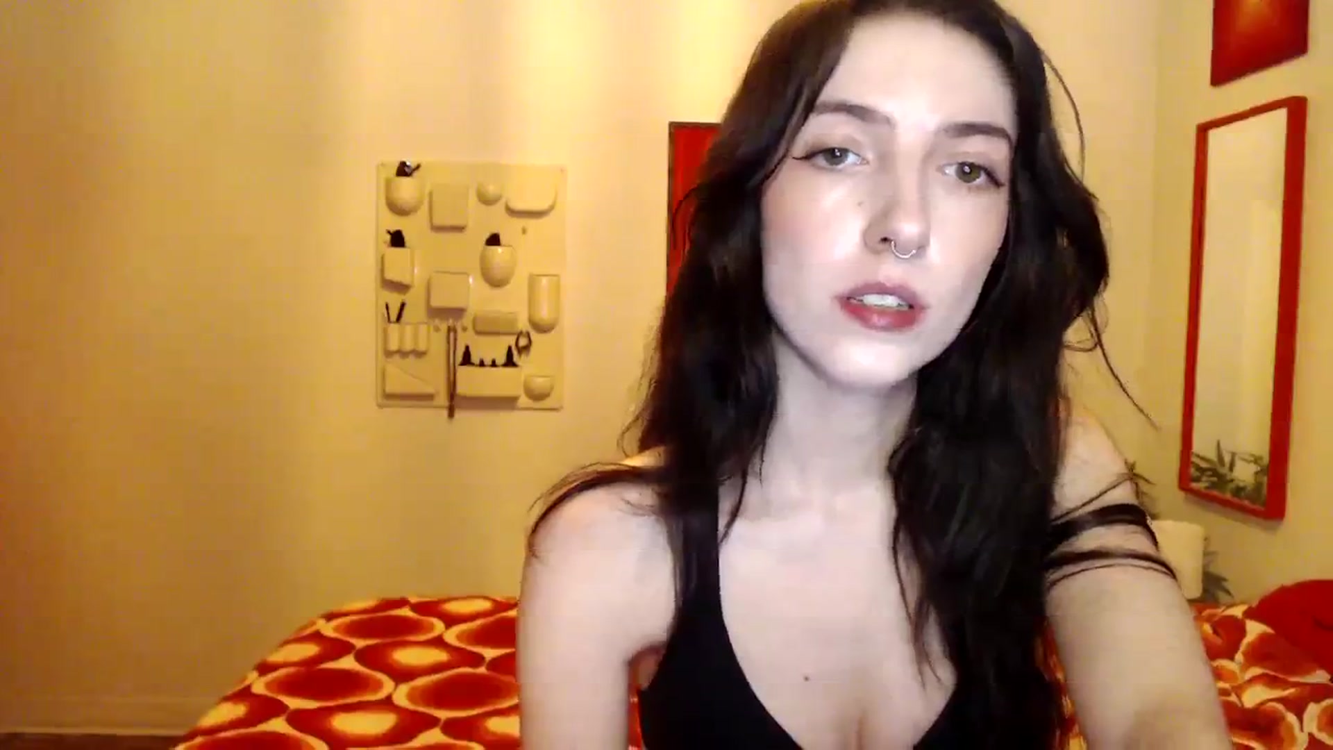 Gallery image thumbnail from NervousEzra's myfreecams stream on, 08/29/2023, 20:39 image 6 of 20