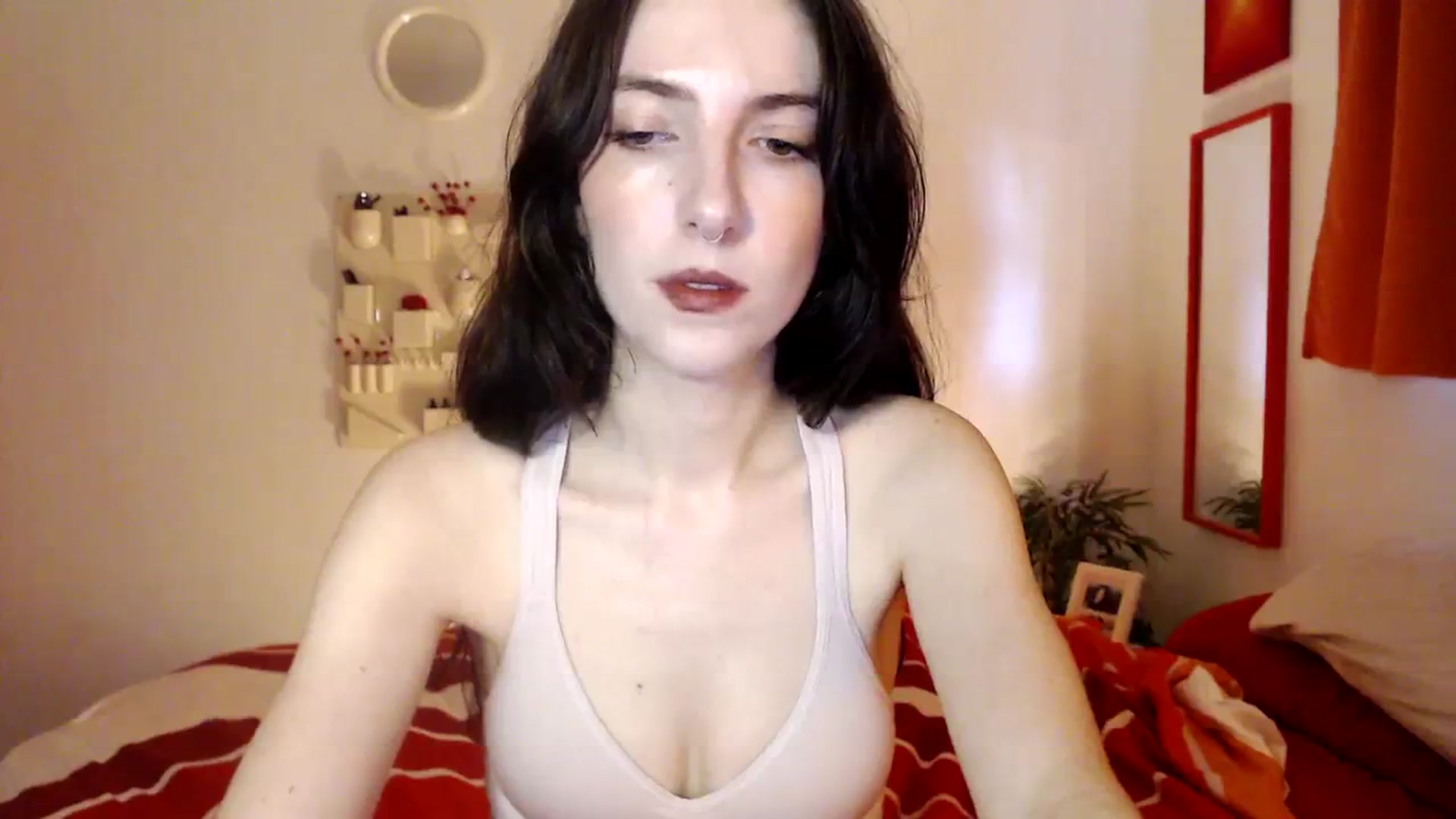 Gallery image thumbnail from NervousEzra's myfreecams stream on, 01/09/2024, 21:28 image 14 of 20