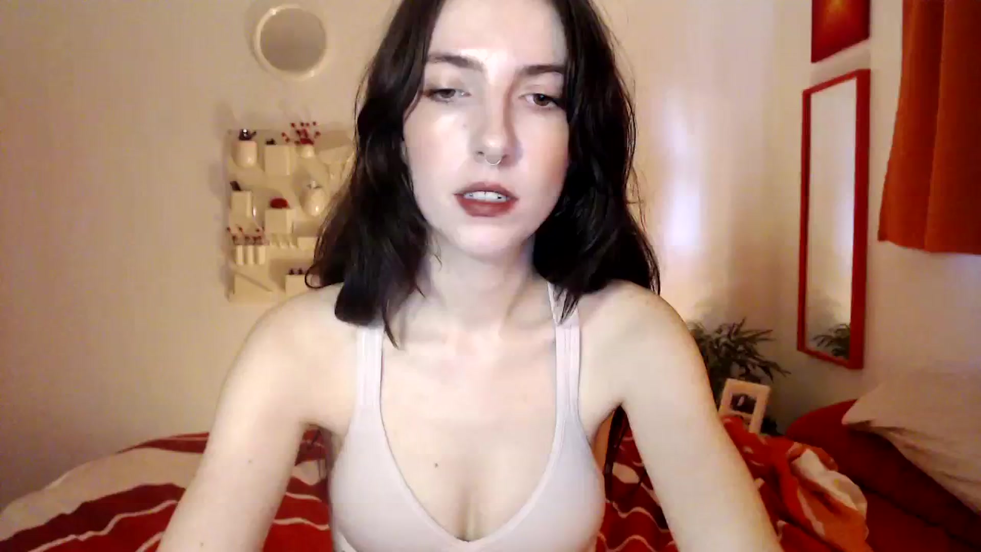 Gallery image thumbnail from NervousEzra's myfreecams stream on, 01/09/2024, 21:28 image 16 of 20
