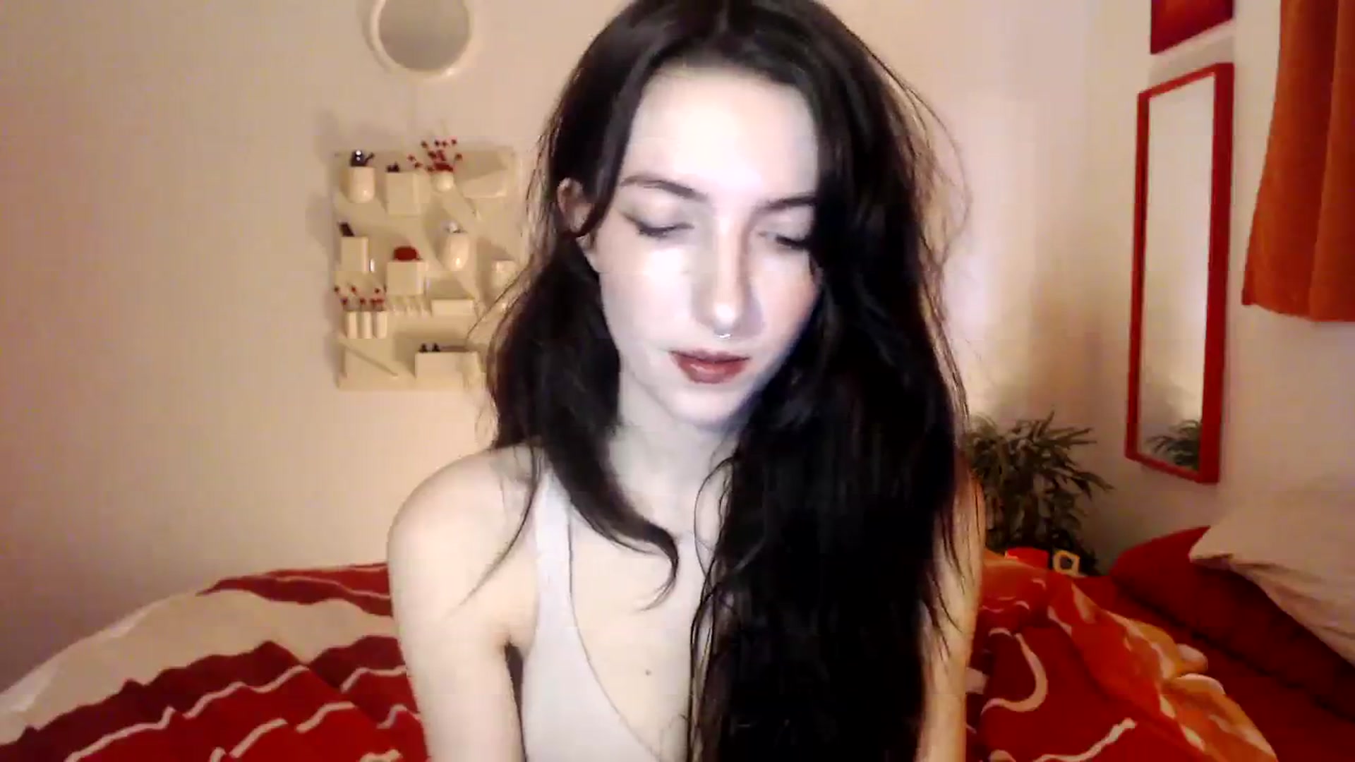 Gallery image thumbnail from NervousEzra's myfreecams stream on, 01/09/2024, 22:28 image 16 of 20
