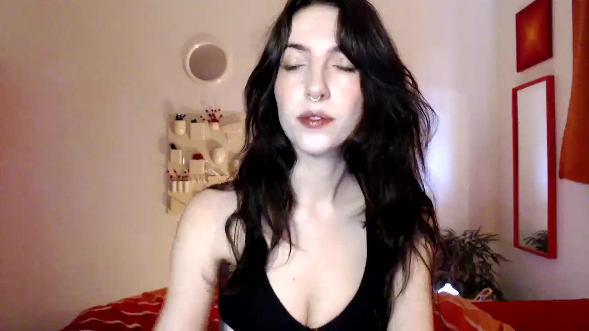 Gallery image thumbnail from NervousEzra's myfreecams stream on, 01/12/2024, 21:35 image 3 of 20