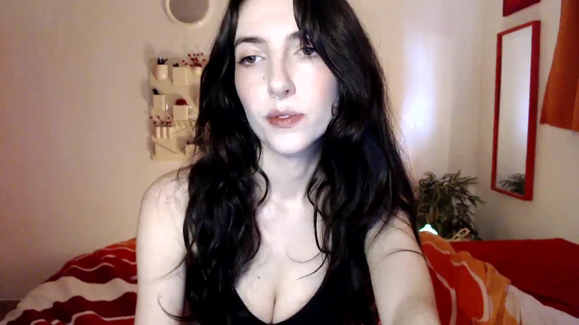 Gallery image thumbnail from NervousEzra's myfreecams stream on, 01/12/2024, 22:39 image 17 of 20