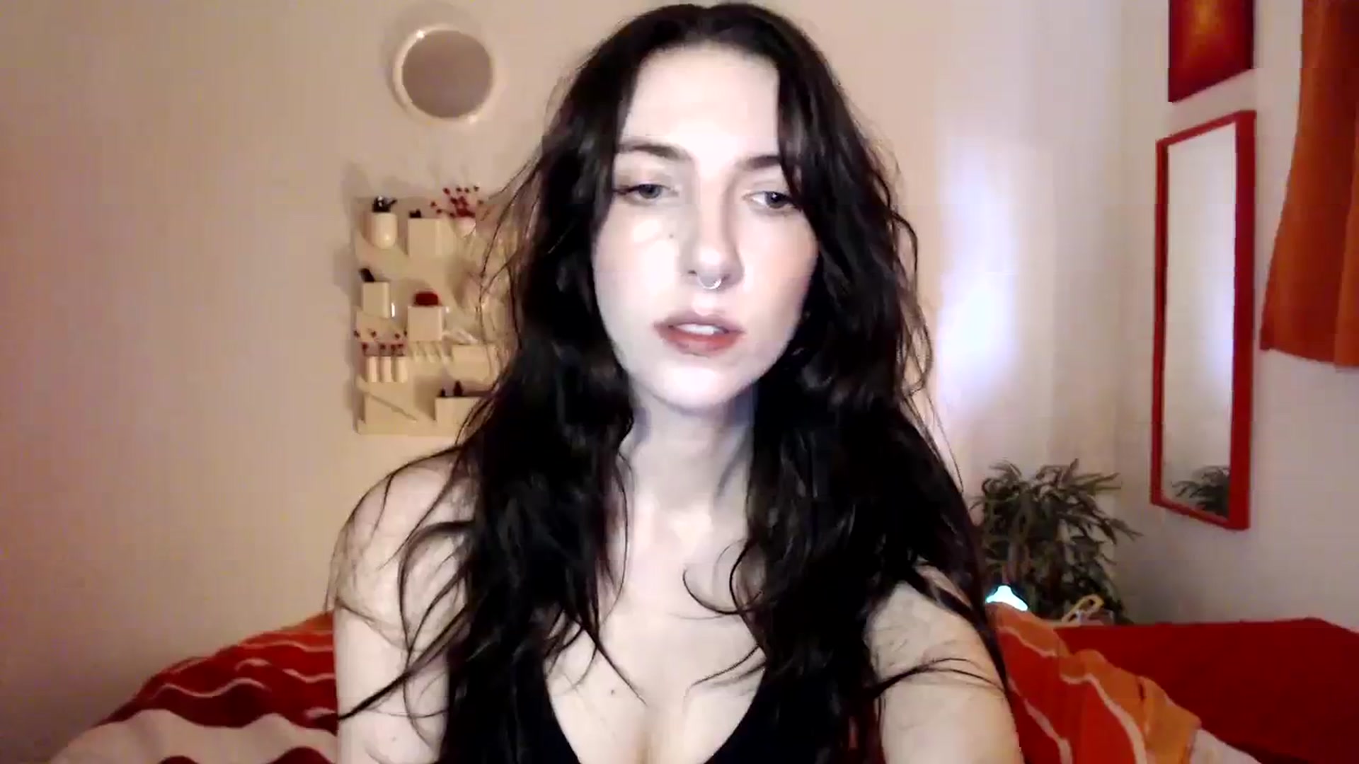 Gallery image thumbnail from NervousEzra's myfreecams stream on, 01/12/2024, 22:39 image 10 of 20