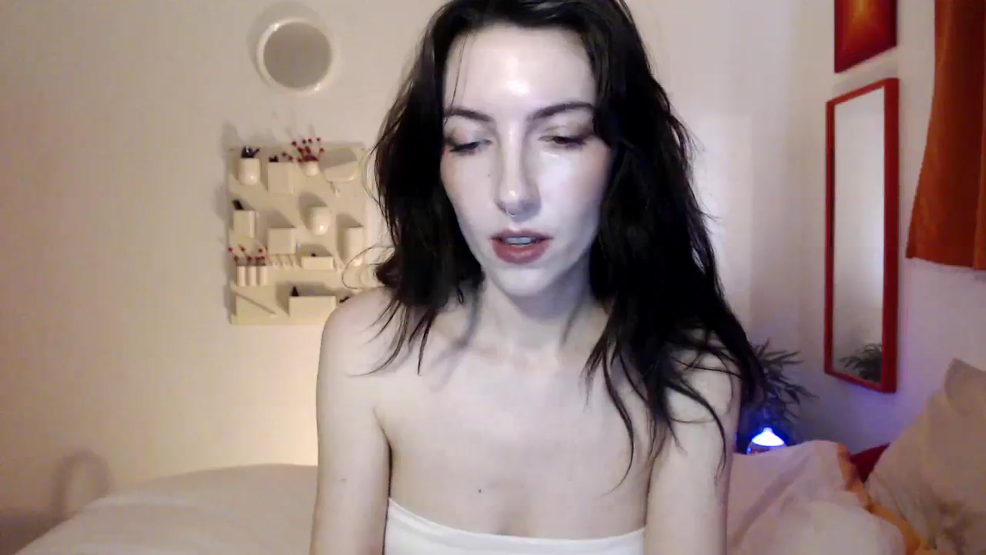 Gallery image thumbnail from NervousEzra's myfreecams stream on, 01/25/2024, 21:21 image 8 of 20