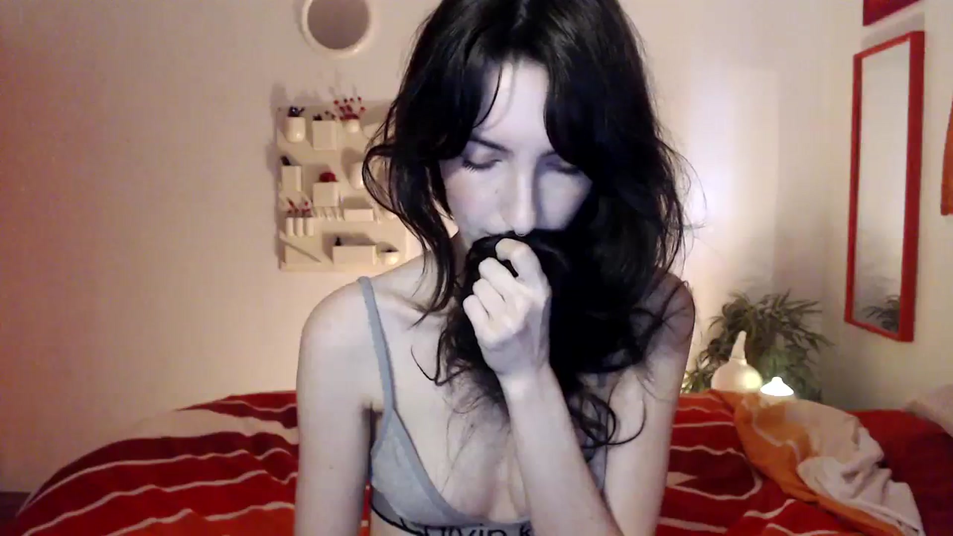 Gallery image thumbnail from NervousEzra's myfreecams stream on, 01/30/2024, 22:14 image 19 of 20