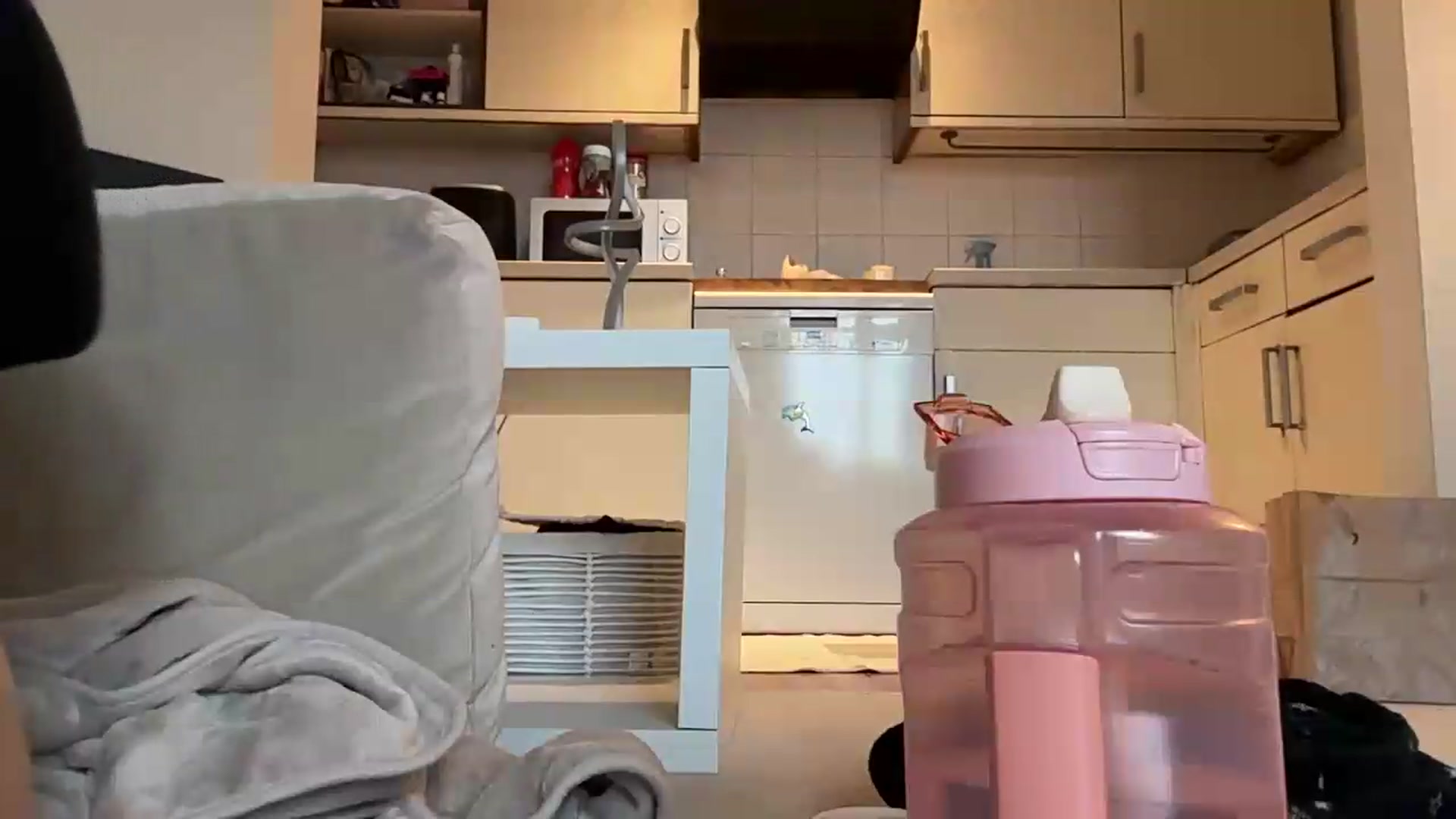 Gallery image thumbnail from NervousNewbie's myfreecams stream on, 09/18/2026, 16:24 image 5 of 20