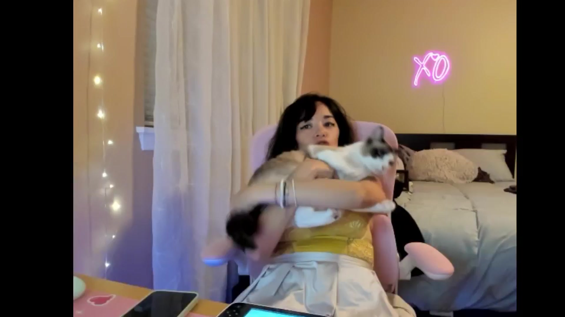 Gallery image thumbnail from NesaValentine's myfreecams stream on, 01/11/2025, 11:42 image 17 of 20
