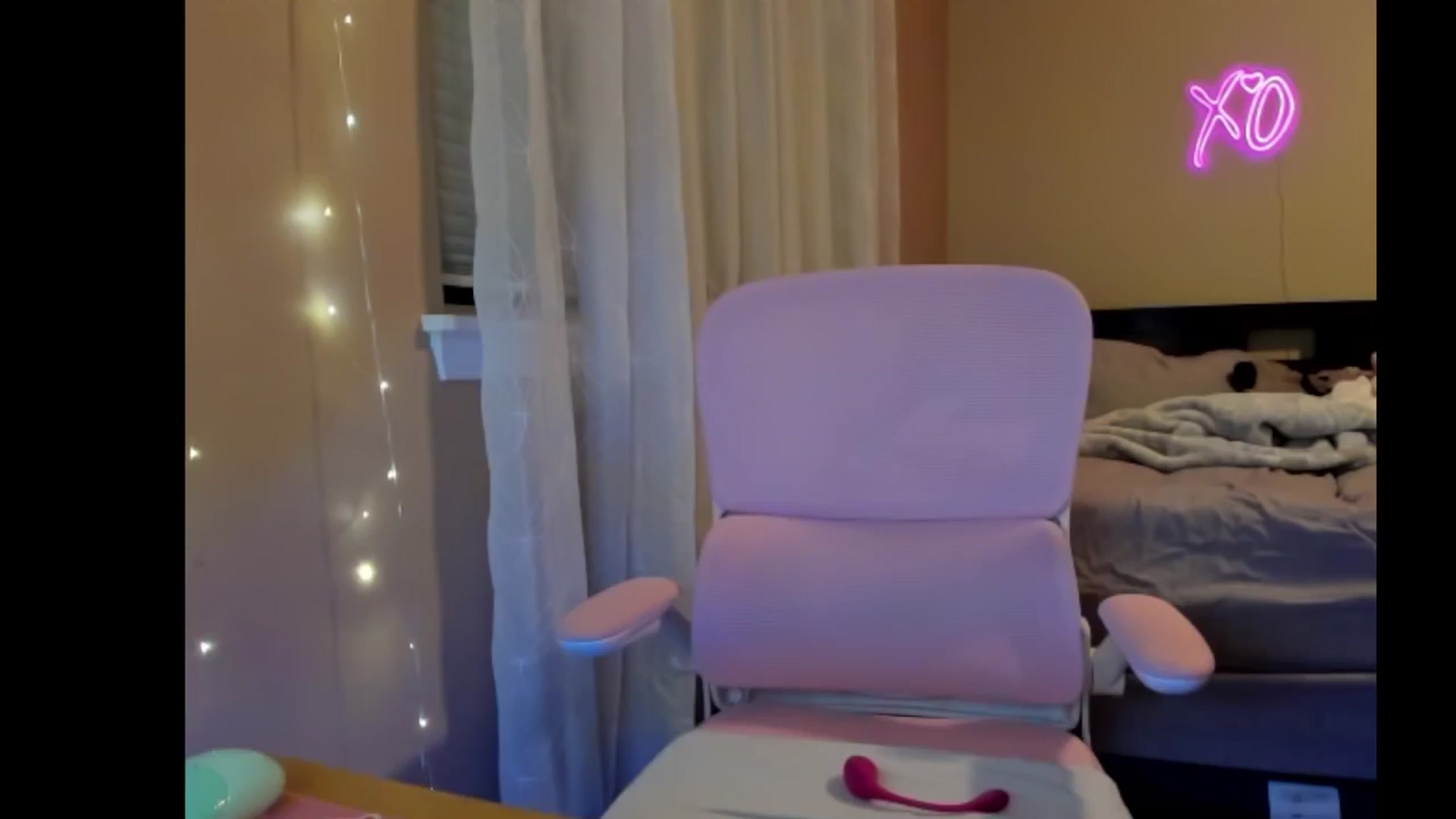Gallery image thumbnail from NesaValentine's myfreecams stream on, 01/18/2025, 11:37 image 1 of 20