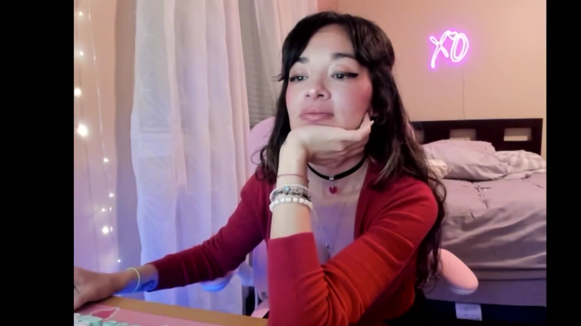 Gallery image thumbnail from NesaValentine's myfreecams stream on, 01/31/2025, 08:40 image 14 of 20